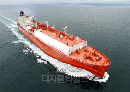 현대중공업이 건조한 액화천연가스(LNG)운반선.<현대중공업 제공>